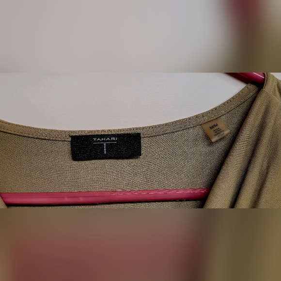 Women's Size Medium Tahari Sleeveless Tan Scoop Neck Business/Casual BNWOT Top!✨ - Picture 5 of 10